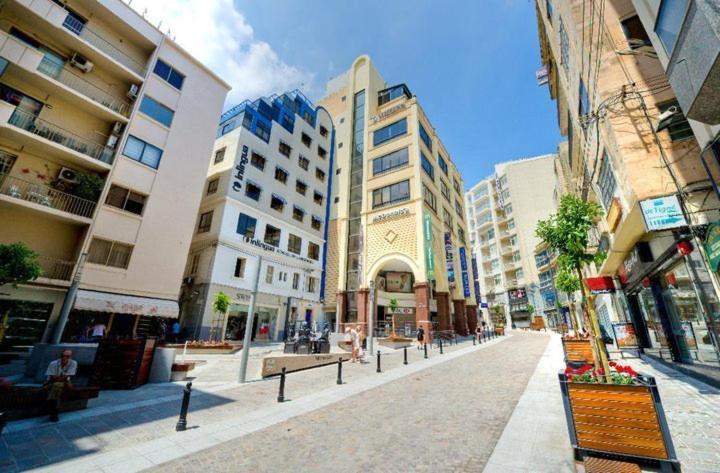 Art Deco Luxury Apartment, Central Location Sliema Exteriör bild